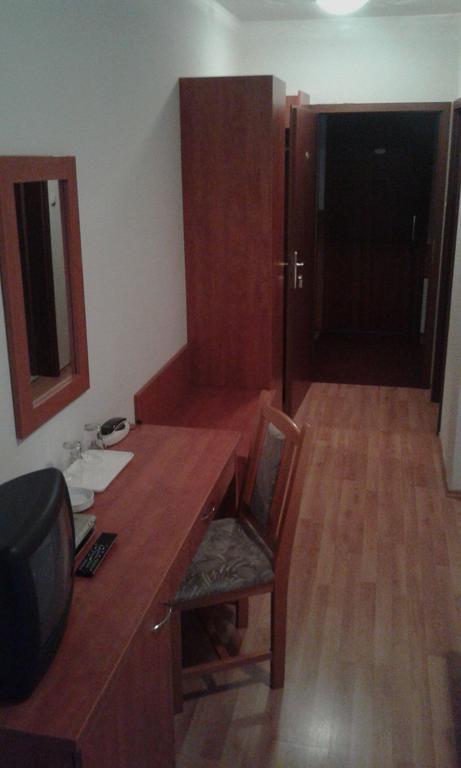Pontis Hotel Biatorbágy Habitación foto